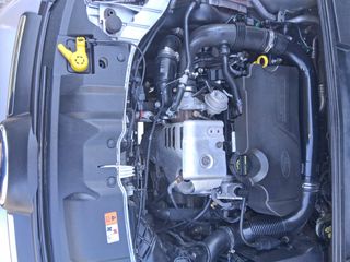 Ford Focus 2013-thumb-15