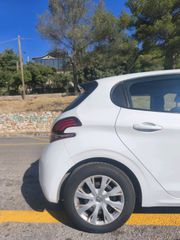 Peugeot 208 2017