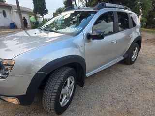Dacia Duster 2017 4X4 DIESEL-thumb-2