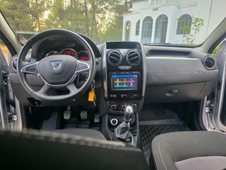 Dacia Duster 2017 4X4 DIESEL-thumb-13