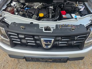 Dacia Duster 2017 4X4 DIESEL-thumb-18