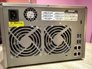 QNAP TS-653 PRO NAS + Δίσκοι-thumb-1