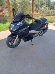 Gilera GP 800 2009-thumb-3