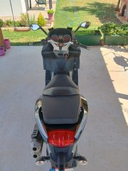 Gilera GP 800 2009-thumb-9