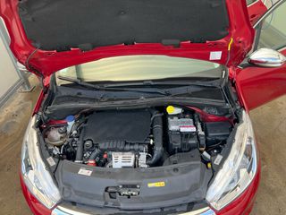 Peugeot 208 2017 gt feline-thumb-8
