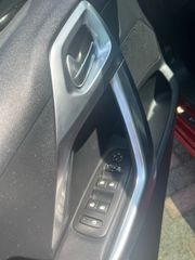 Peugeot 208 2017 gt feline-thumb-10