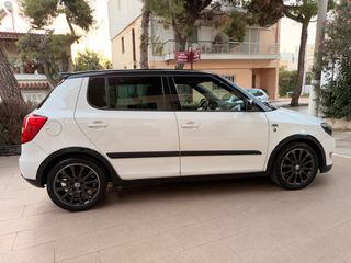 Skoda Fabia 2012 1.2 TDI MONTE CARLO-thumb-7