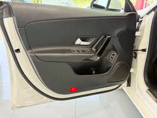 Mercedes-Benz CLA 180 2019 61980 ΚΜ !-thumb-28