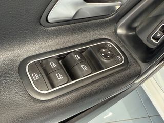 Mercedes-Benz CLA 180 2019 61980 ΚΜ !-thumb-29