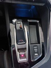 Peugeot 3008 2021-thumb-11