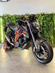 KTM 1290 Super Duke R 2015