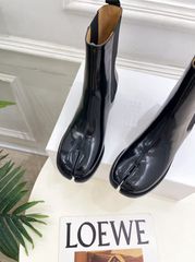 Loewe Shoes Boots High Quality Made in Malaisia