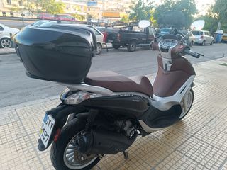 Piaggio Beverly 300i 2017 abs-thumb-3