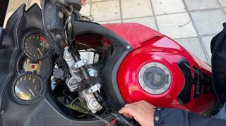 Suzuki V-Strom 650 2006-thumb-3