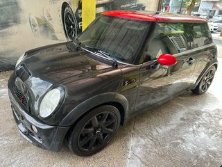 Mini Cooper 2005 look S-thumb-1