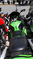 KAWASAKI ZZR 1200 2004 - 2005 ΜΕΜΟΝΩΜΕΝΑ ΑΝΤΑΛΛΑΚΤΙΚΑ ΓΝΗΣΙΑ ΜΕΤΑΧΕΙΡΙΣΜΕΝΑ ΣΕ ΑΡΙΣΤΗ ΚΑΤΑΣΤΑΣΗ-thumb-1