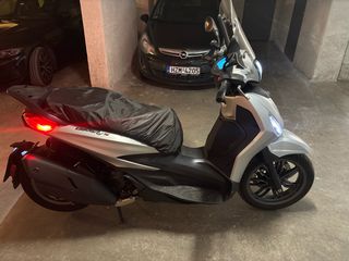 Piaggio Beverly 400 2021 s-thumb-3