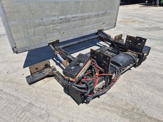 ΥΔΡΑΥΛΙΚΗ ΠΟΡΤΑ 1500Kg-thumb-6