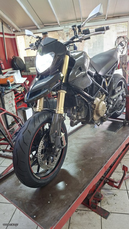 Ducati Hypermotard 1100 S 2009