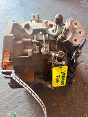 ΧΕΙΡΟΚΙΝΗΤΟ ΣΑΣΜΑΝ 4Χ2 FIAT GRANDE PUNTO 198A4000