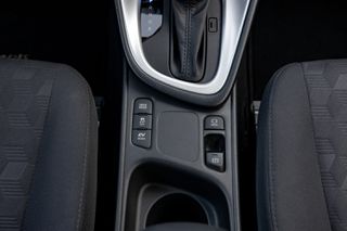 Toyota Yaris 2025 Active Plus// 8 ΧΡΟΝΙΑ ΕΡΓΟΣΤΑΣΙΑΚΗ ΕΓΓΥΗΣΗ-thumb-18