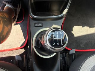 Renault Twingo 2019 1.0 Book Service-thumb-14