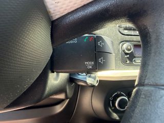 Renault Twingo 2019 1.0 Book Service-thumb-16