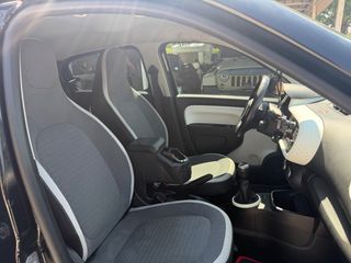 Renault Twingo 2019 1.0 Book Service-thumb-21