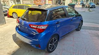 Toyota Yaris 2018 HYBRID!!!-thumb-4