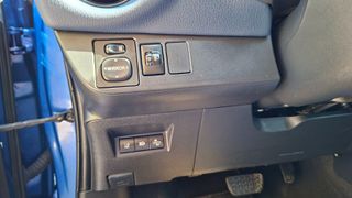 Toyota Yaris 2018 HYBRID!!!-thumb-16