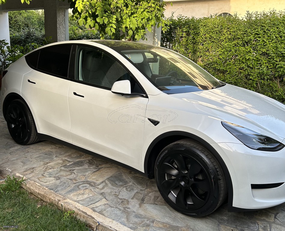 Tesla Model Y 2023 RWD