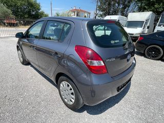 Hyundai i 20 2011 1.2 ACTIVE-thumb-4