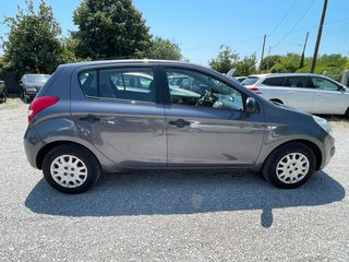 Hyundai i 20 2011 1.2 ACTIVE-thumb-7