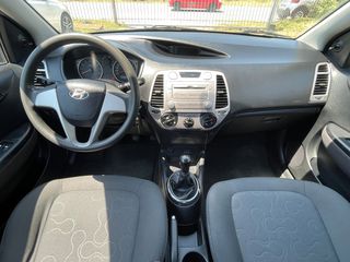 Hyundai i 20 2011 1.2 ACTIVE-thumb-9