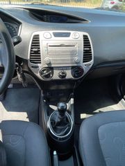 Hyundai i 20 2011 1.2 ACTIVE-thumb-12