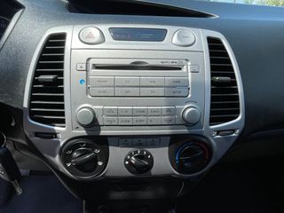 Hyundai i 20 2011 1.2 ACTIVE-thumb-13