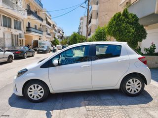 Toyota Yaris 2020 ACTIVE-thumb-2