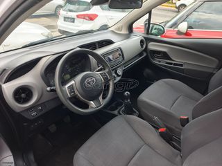 Toyota Yaris 2020 ACTIVE-thumb-10