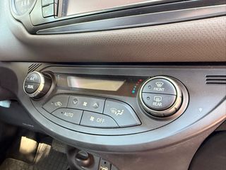 Toyota Yaris 2014 #ΠΡΟΣΦΟΡΑ ΕΒΔΟΜΑΔΑΣ #ΘΕΡΜΑΙΝΟΜΕΝΑ ΚΑΘΙΣΜΑΤΑ #ΚΑΜΕΡΑ #FULL-thumb-21