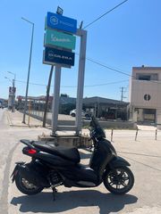 Piaggio Beverly 300 2022 HPE S-thumb-3