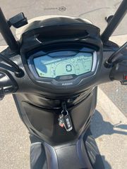 Piaggio Beverly 300 2022 HPE S-thumb-6