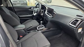 Kia Ceed / cee'd 2021 1.6 CRDI 136PS HYBRID 48V-thumb-8