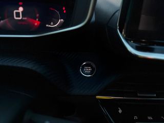 Peugeot 2008 2020 ΠΩΛΗΘΗΚΕ..!!-thumb-38