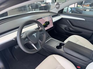 Tesla Model 3 2023 STANDAR RANGE-thumb-10