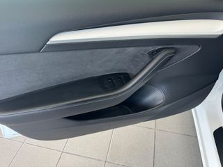 Tesla Model 3 2023 STANDAR RANGE-thumb-12