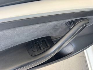 Tesla Model 3 2023 STANDAR RANGE-thumb-13