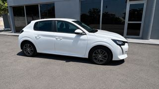 Peugeot 208 2022