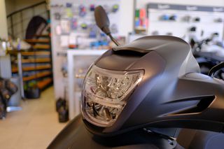 Piaggio Beverly 400 2025 BEVERLY 400 HPE S-thumb-12