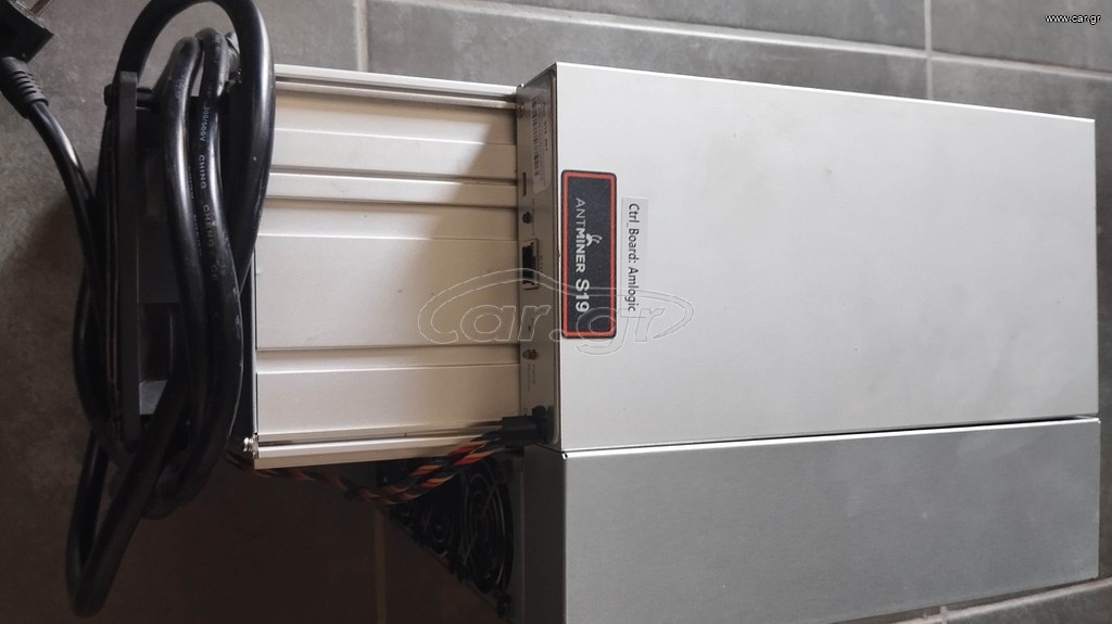 Antminers s19