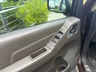 Nissan Navara 2013 V6 231 PS SUNROOF FULL EXTRA!!!-thumb-27